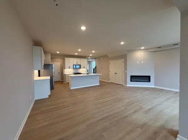 14920 Avondale VW, Rosemount, MN 55068