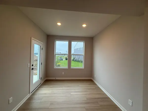 14920 Avondale VW, Rosemount, MN 55068