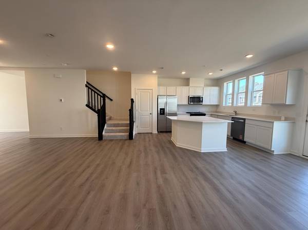14928 Avondale VW, Rosemount, MN 55068