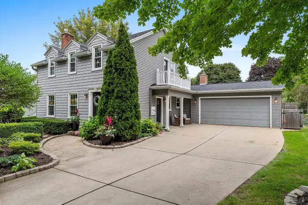 254 WARREN CT, Green Bay, WI 54301
