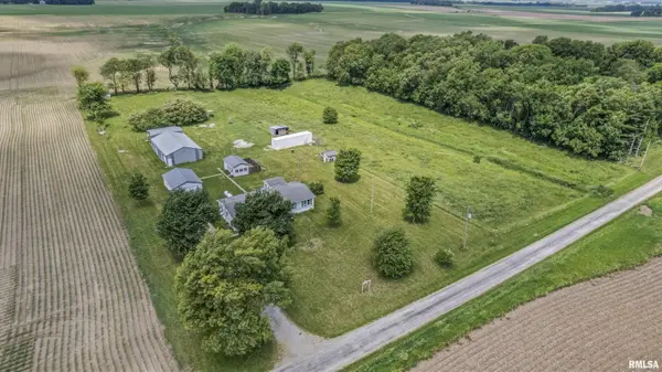 28457 Tutman RD, Greenview, IL 62642