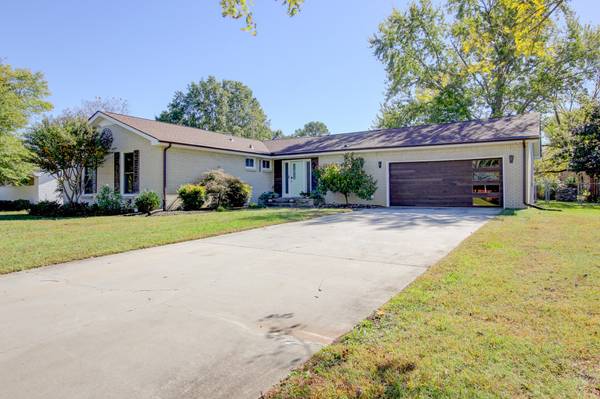 2144 Pace Dr, Clarksville, TN 37043