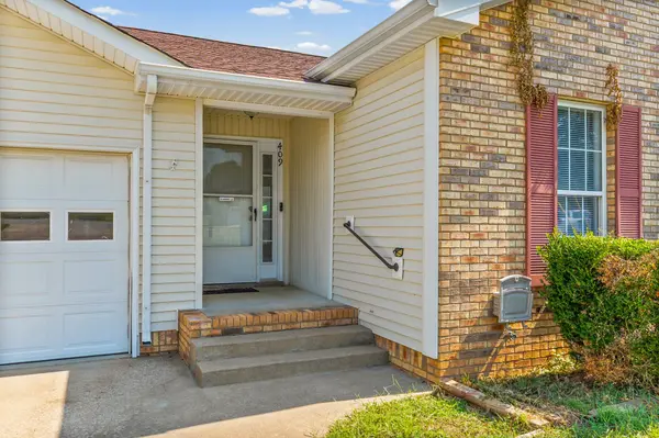 409 Sandburg Dr, Clarksville, TN 37042