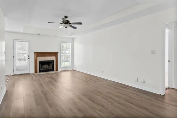 409 Sandburg Dr, Clarksville, TN 37042