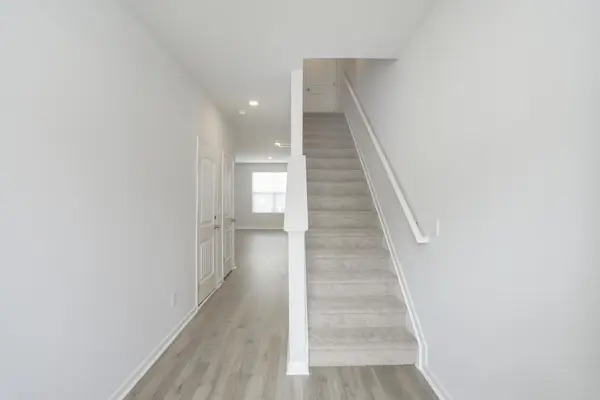 250 Hazel Ln, Lebanon, TN 37087