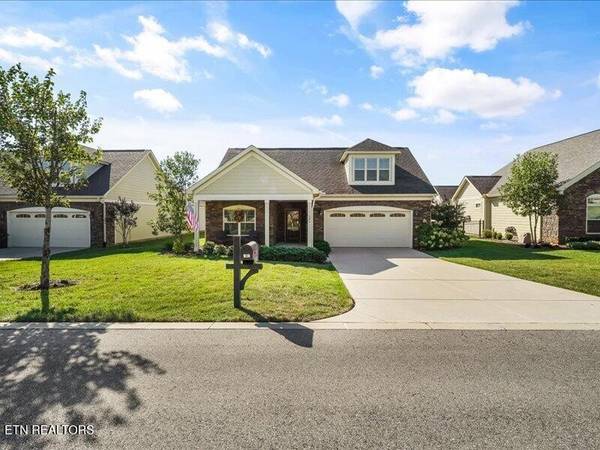 923 Pryse Farm Blvd, Knoxville, TN 37934