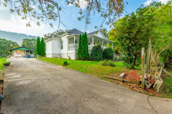 287 S Oak St, Whitwell, TN 37397
