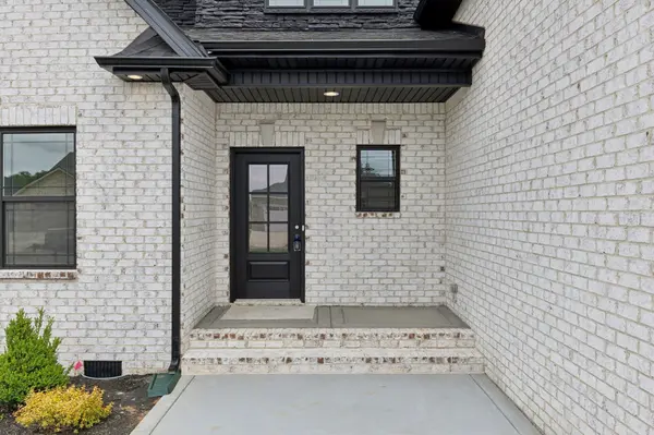550 Foxglove Ln, Clarksville, TN 37043