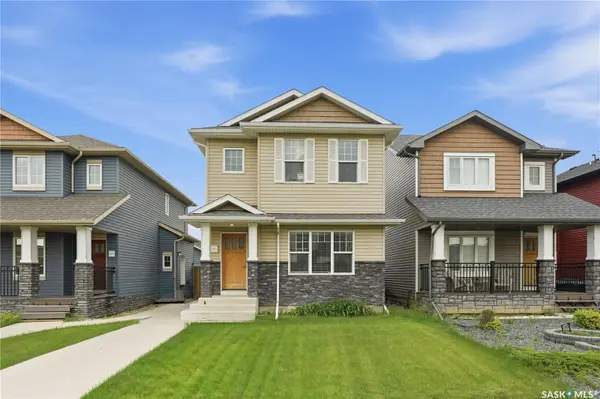151 Tweed LANE, Saskatoon, SK S7V 0K1
