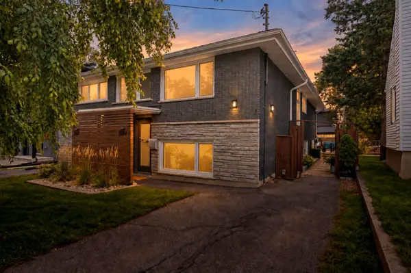 849 Maplewood AVE, Britannia Heights - Queensway Terrace N And Area, ON K2B 5V4