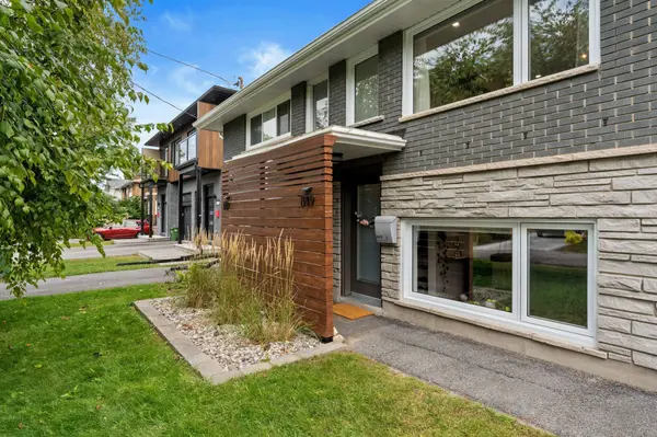 849 Maplewood AVE, Britannia Heights - Queensway Terrace N And Area, ON K2B 5V4