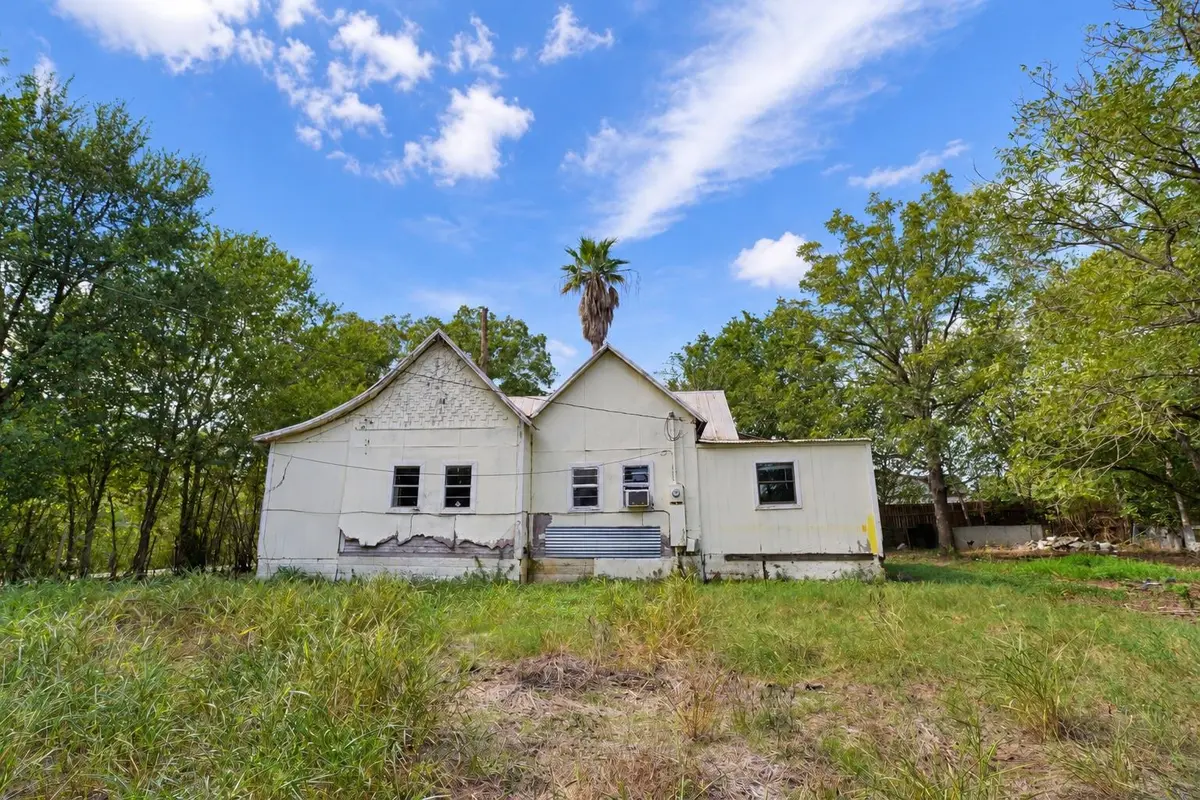124 Fm 2571, Smithville, TX 78957