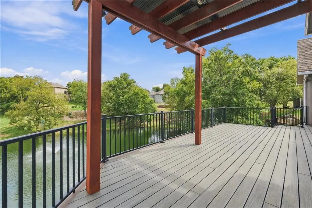 29451 Club Creek DR, Louisburg, KS 66053