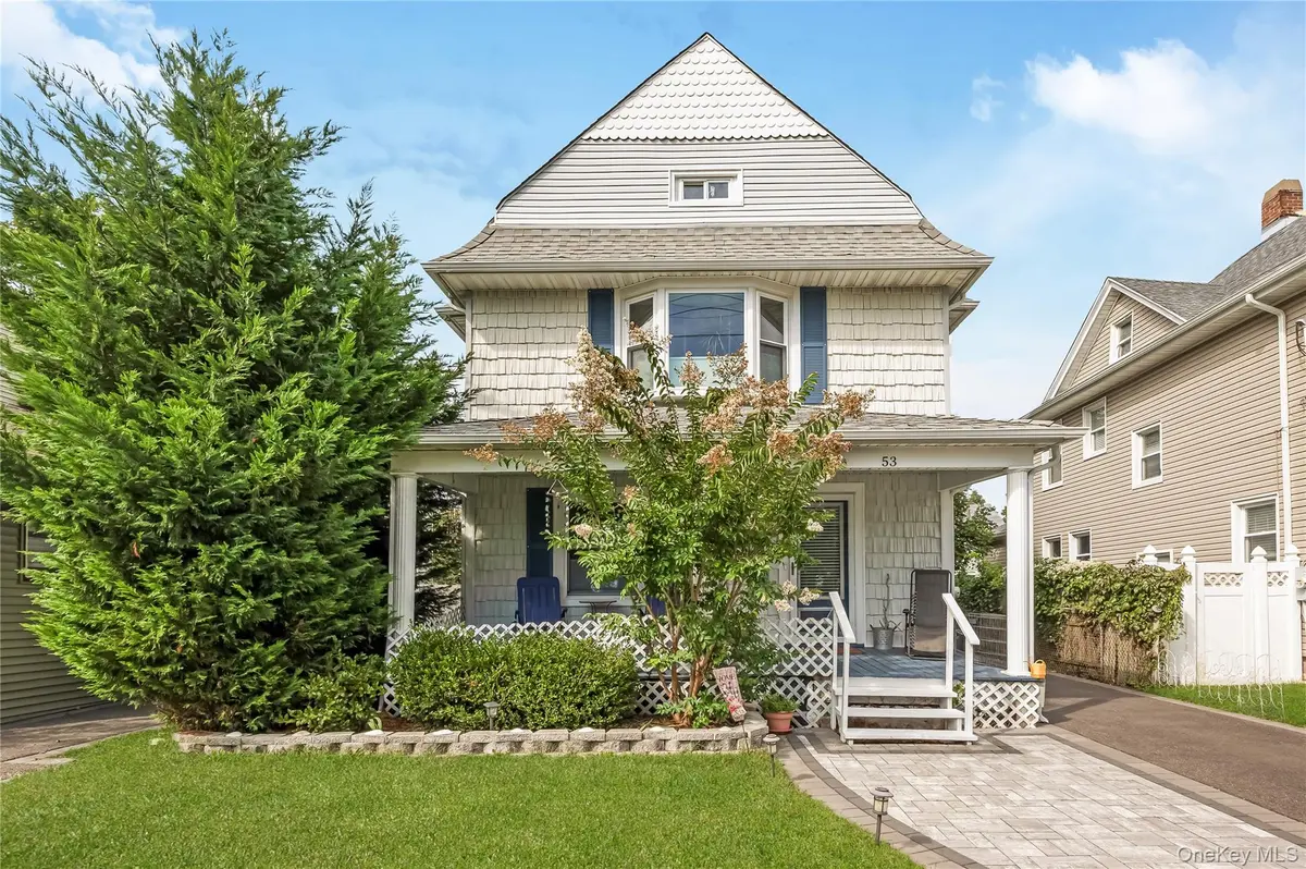 53 Thorne ST, Patchogue, NY 11772