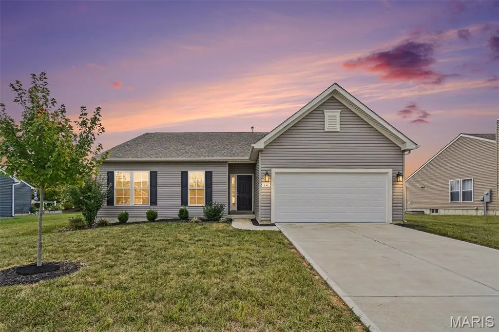 14 Stone Bridge DR, Moscow Mills, MO 63362