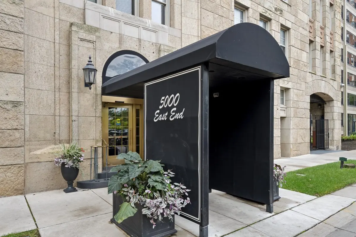 5000 S East End AVE #15C, Chicago, IL 60615
