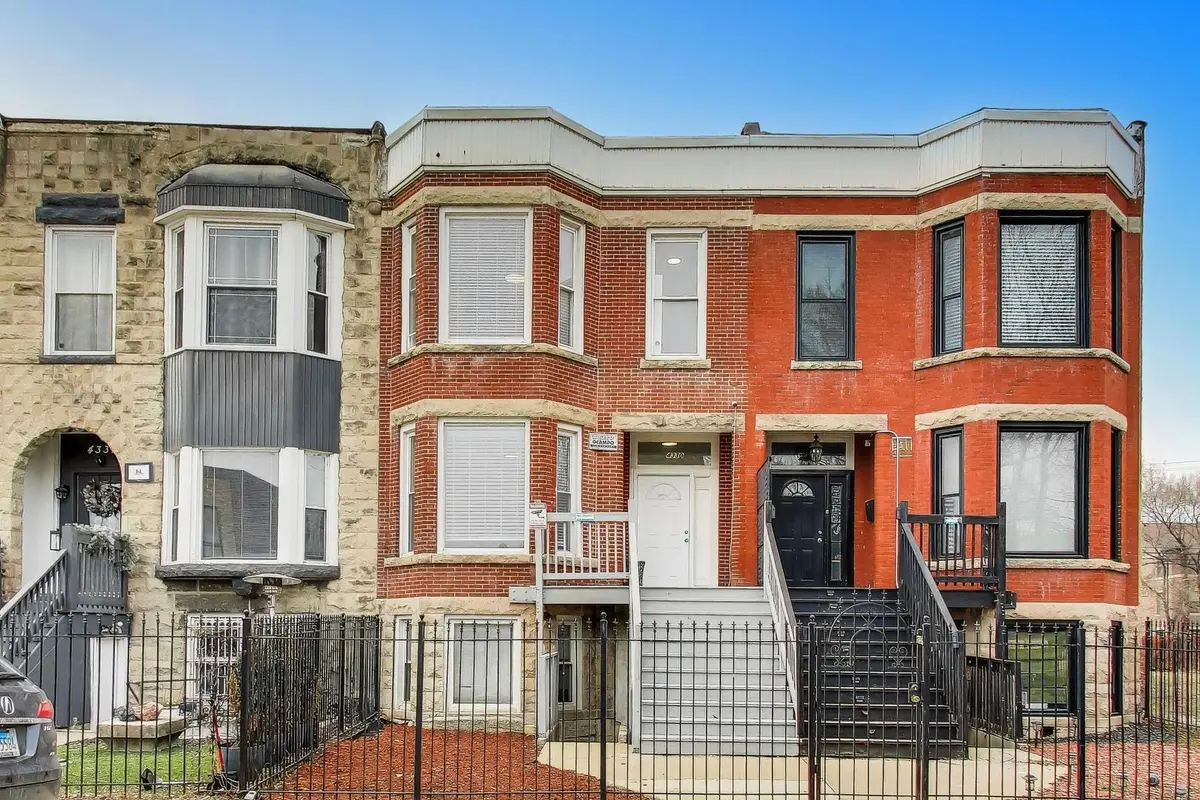 4330 S Langley AVE, Chicago, IL 60653