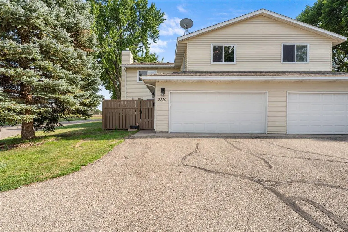 3550 Cloman WAY E, Inver Grove Heights, MN 55076