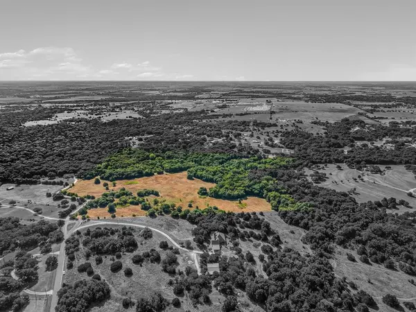 470 Oak Mott Road, Eddy, TX 76524