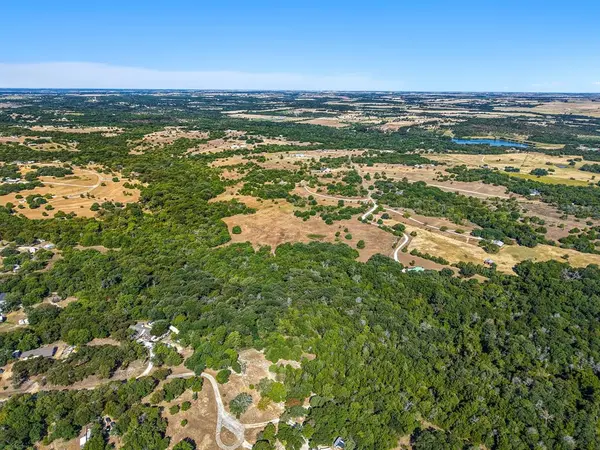 470 Oak Mott Road, Eddy, TX 76524