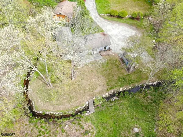 11 Doris Dr, Frankford Twp., NJ 07860