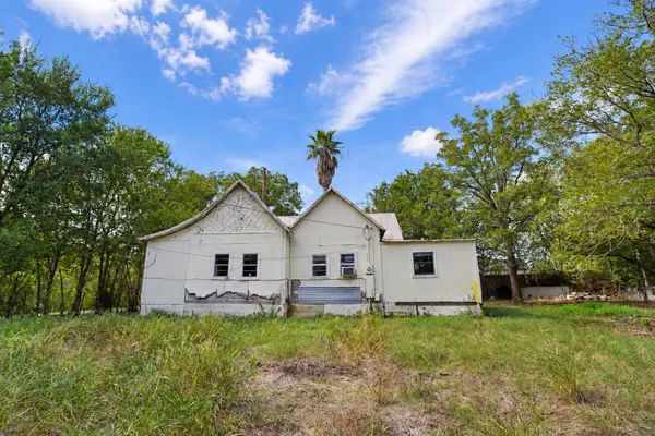 124 Fm 2571, Smithville, TX 78957