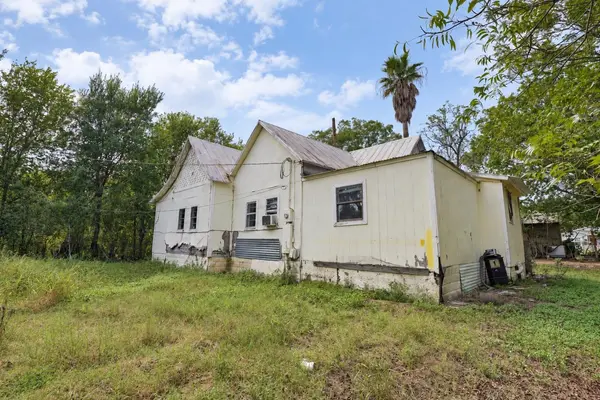 124 Fm 2571, Smithville, TX 78957