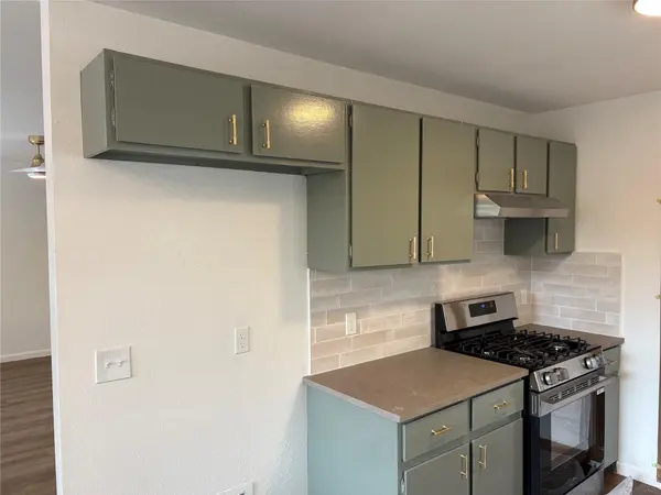10510 School House LN, Austin, TX 78750