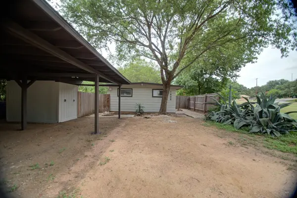 1608 Boyd LN, Austin, TX 78732