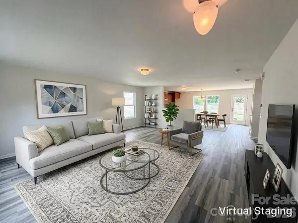 2534 Stream Bank DR, Charlotte, NC 28269