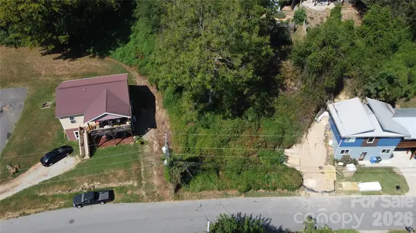 99999 Waynesville AVE, Asheville, NC 28806