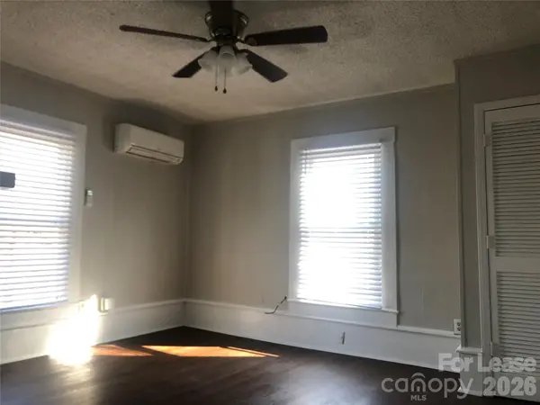 223 E Glendale AVE #E, Mount Holly, NC 28120