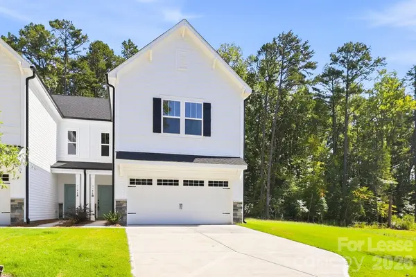 5148 Crestland AVE #B, Charlotte, NC 28269
