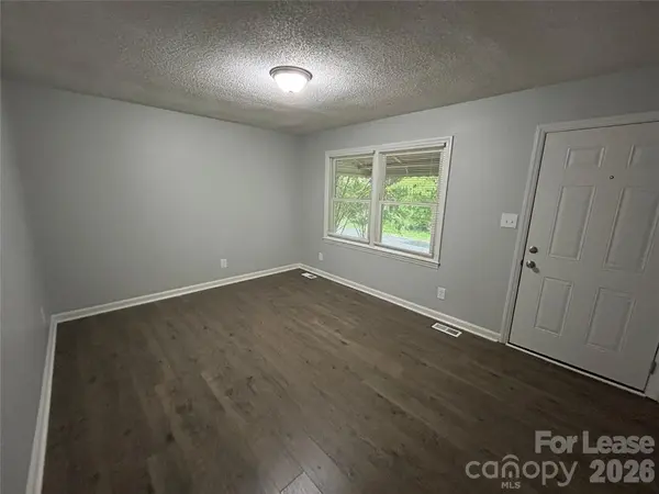 967 Canterbury CT, Gastonia, NC 28052