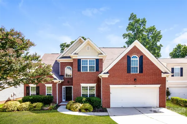 113 Margaret Hoffman DR, Mount Holly, NC 28120