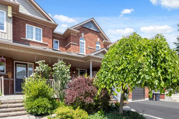 22 Sinden DR, Whitby, ON L1M 2B8