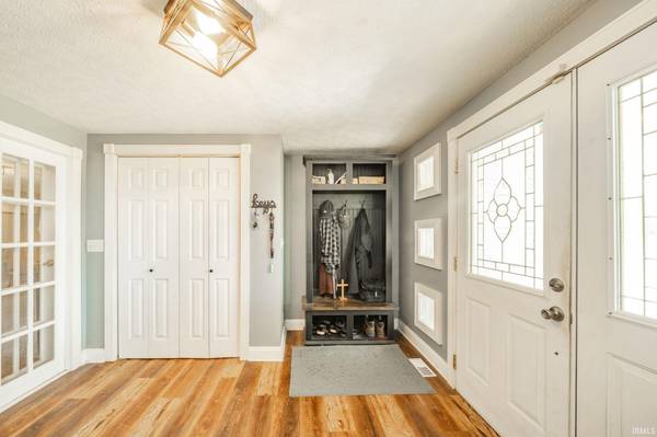 110 Sherry Lynn DR, New Castle, IN 47362-1331