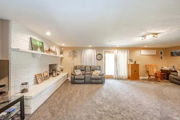 110 Sherry Lynn DR, New Castle, IN 47362-1331