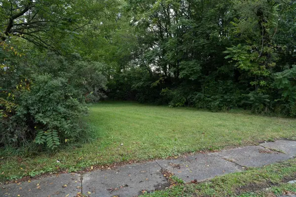 3212 Warsaw ST, Fort Wayne, IN 46806
