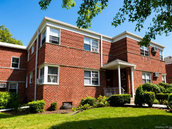 196-08 Pompeii AVE #1B, Hollis, NY 11423