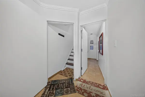 22110 69th AVE, Oakland Gardens, NY 11364