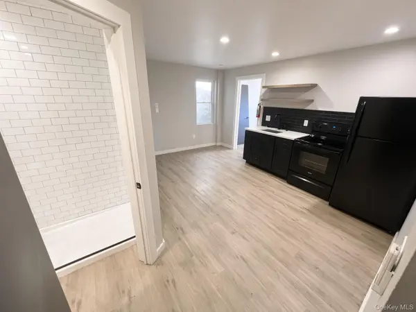 27 Academy ST #1, Poughkeepsie, NY 12601