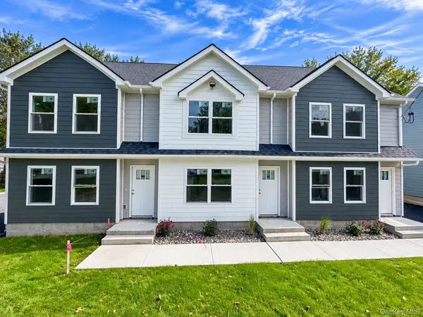 60 Manor PL, Kingston, NY 12401