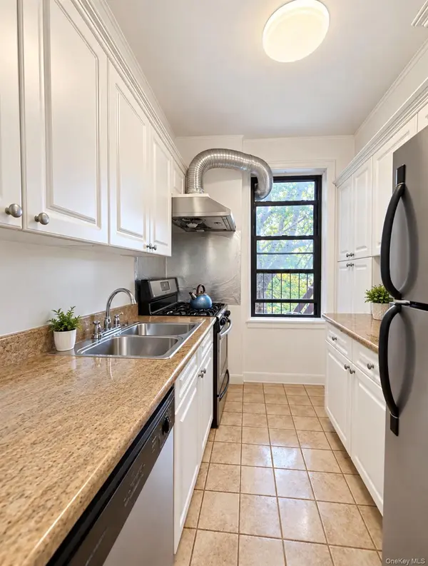 15020 71 AVE #2J, Flushing, NY 11367