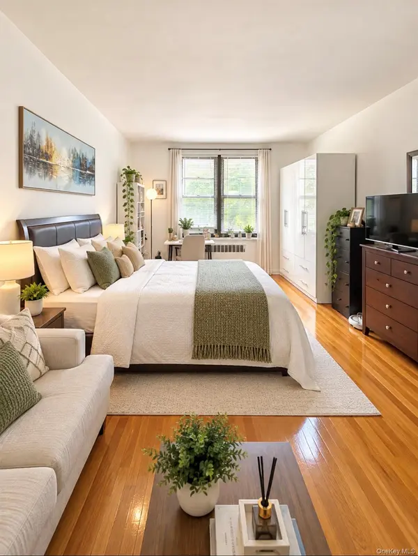 15020 71 AVE #2J, Flushing, NY 11367