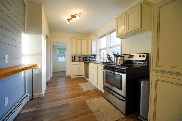5132 Juniata St, Duluth, MN 55804