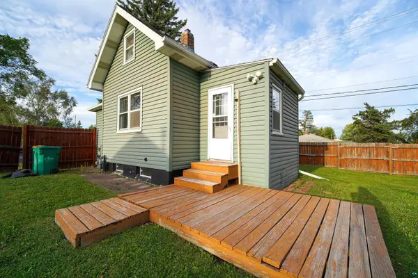 5132 Juniata St, Duluth, MN 55804
