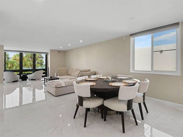 732 BAYPORT WAY, Longboat Key, FL 34228