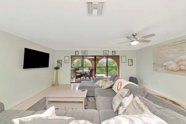7517 34TH AVE W #6, Bradenton, FL 34209
