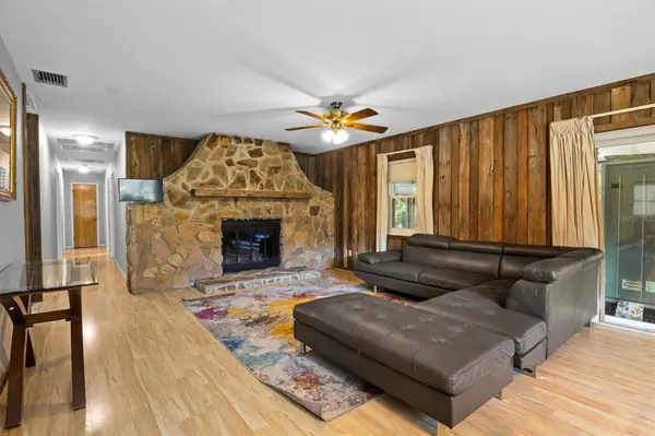 105 SOUTH CT, Auburndale, FL 33823